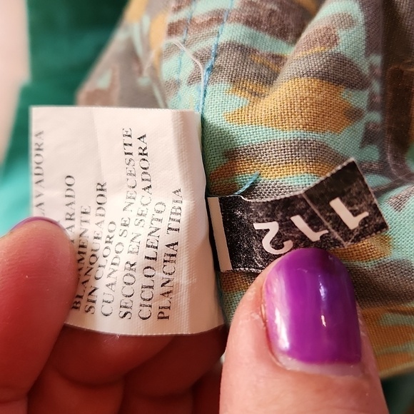 AMERICAN Blue Hawaiian Shirt - Picture 8 of 8